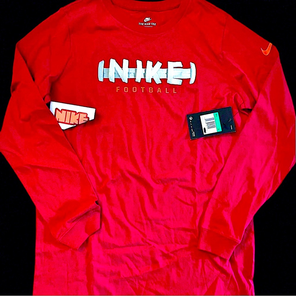 NEW with tags! Boys XL Nike Football Shirt